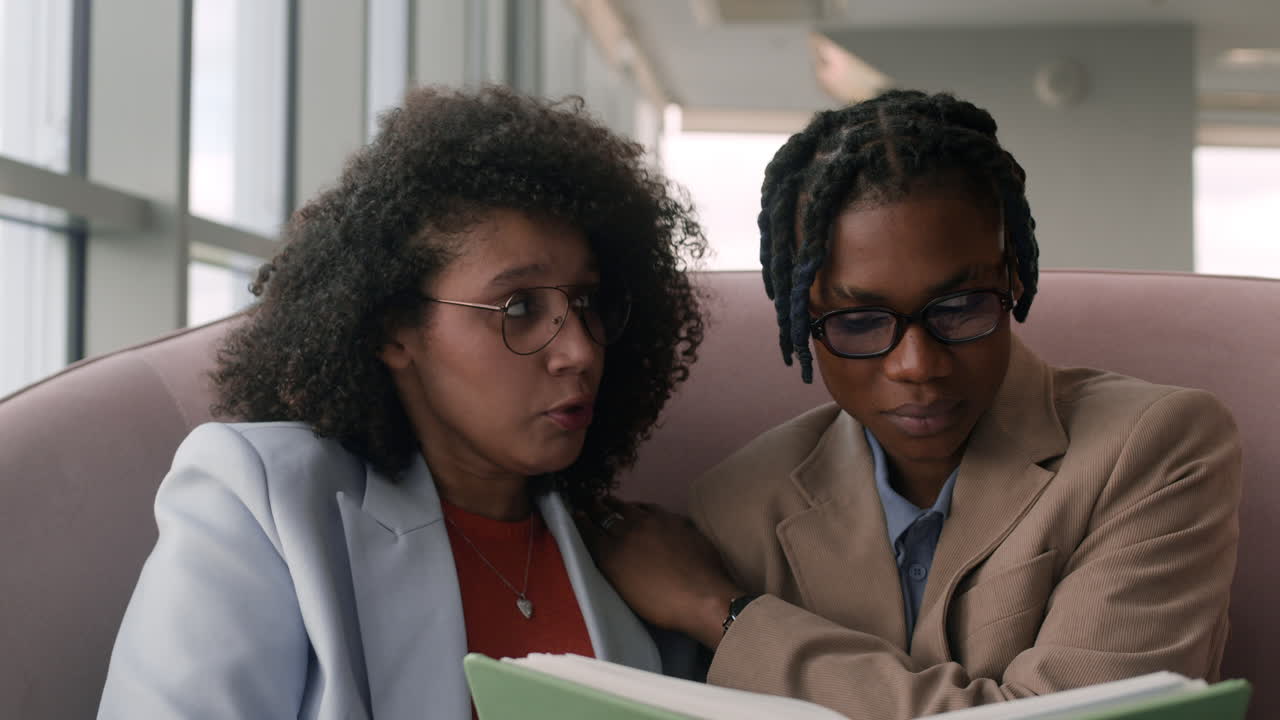 Businesswomen in discussion