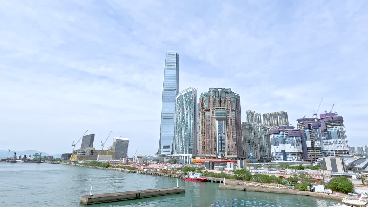 vista panorámica del horizonte y el puerto de hong kong