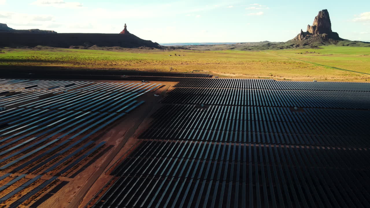 Arizonas solfarm fra luften: Et dronesyn