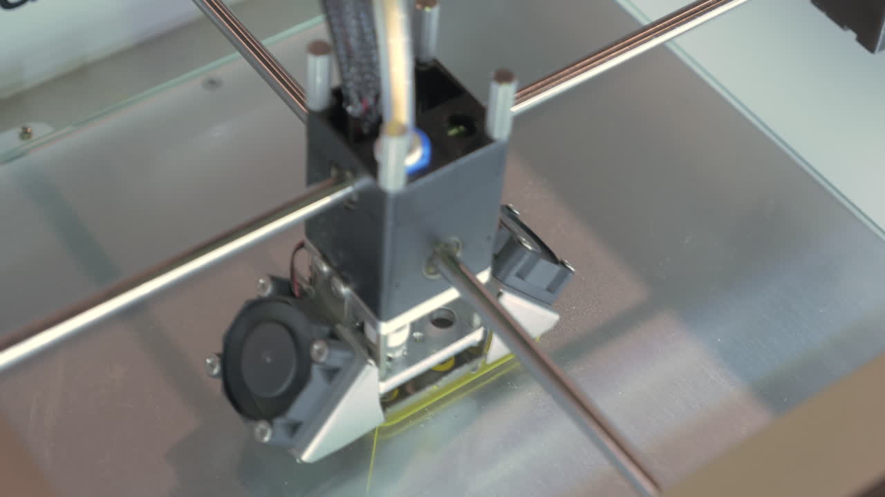 Timelapse of working 3D printer