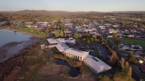 Aerial-establishing,-environmentally-sustainable-resort,-Saint-Helens