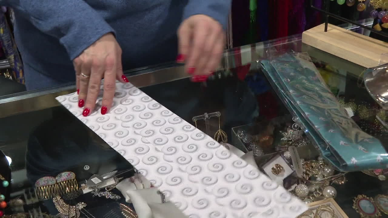 Woman working in a jewelry store