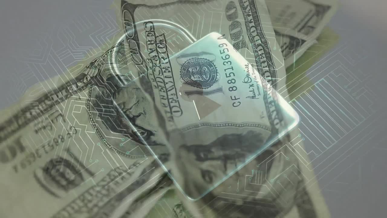 animación de un circuito integrado y un candado de seguridad sobre billetes de dólar que caen