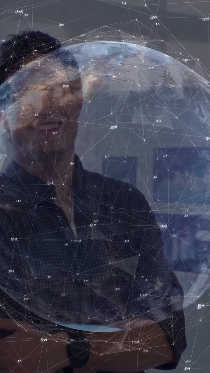 Video verticale: Uomo in posa con le braccia incrociate mentre cornici in movimento stimolano un globo sul petto, mostrando una rete tecnologica.
