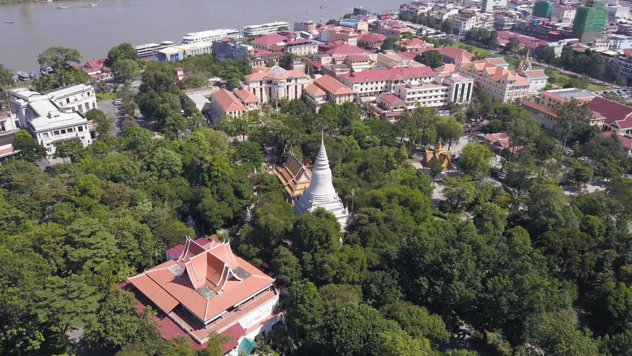 imágenes de drones 4k wat phnom, camboya