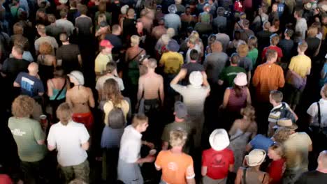 Glastonbury-Crowd-Timelapse