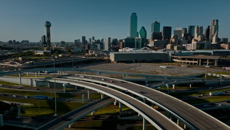 dallas, texas city skyline