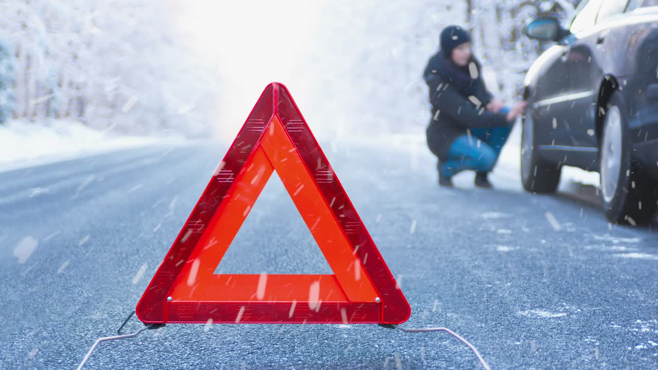 겨울 운전 시네마그래프 - 산길에서 자동차 고장