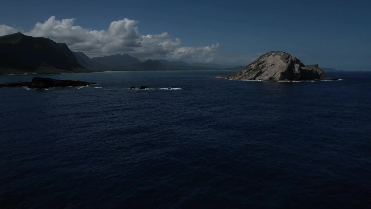 Cruising By The Outer Islands