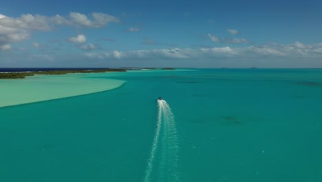 Cook-Islands---Ootu-Beach-Boat-Ride