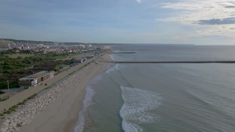 paralleling drone footage in costa da caparica.