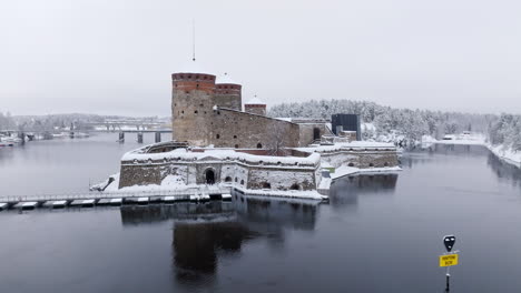 olavinlinna castle in winter