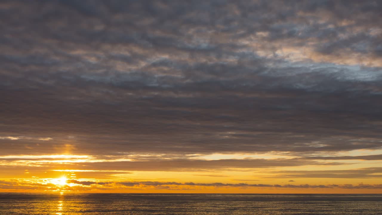 해가 지는 풍경입니다.