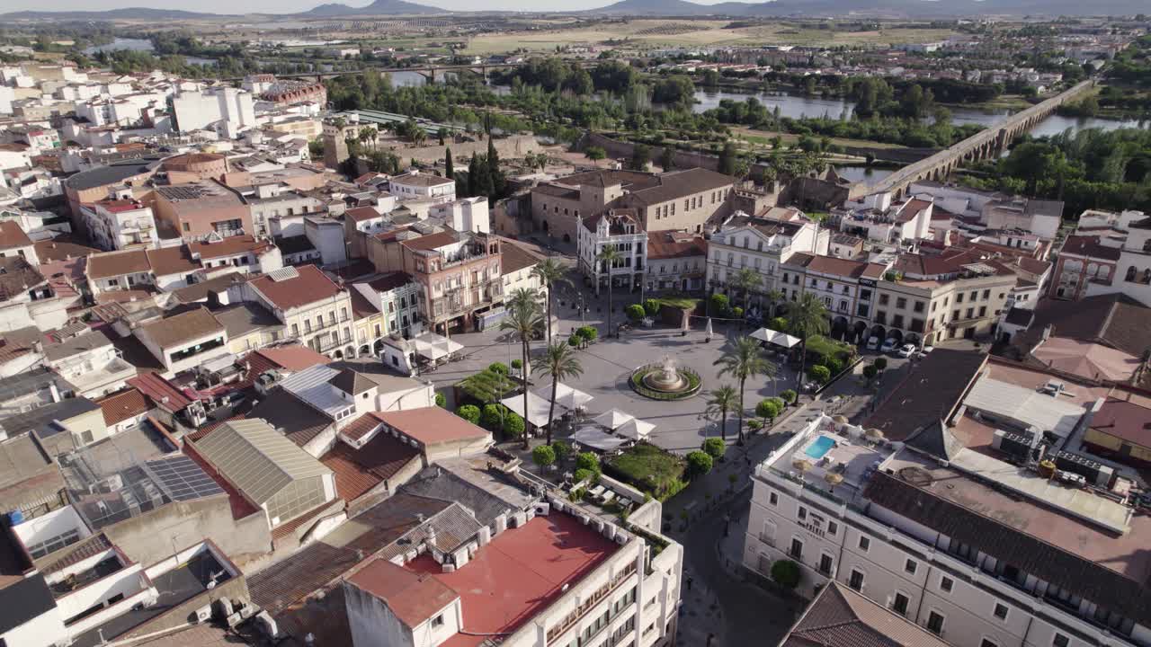 plaza de españa en mérida, españa, imagen aérea alrededor del punto de referencia histórico y el horizonte