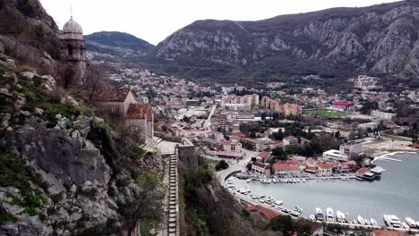 Kirche-Unserer-Lieben-Frau-Von-Heilmittel-In-Kotor,-Montenegro