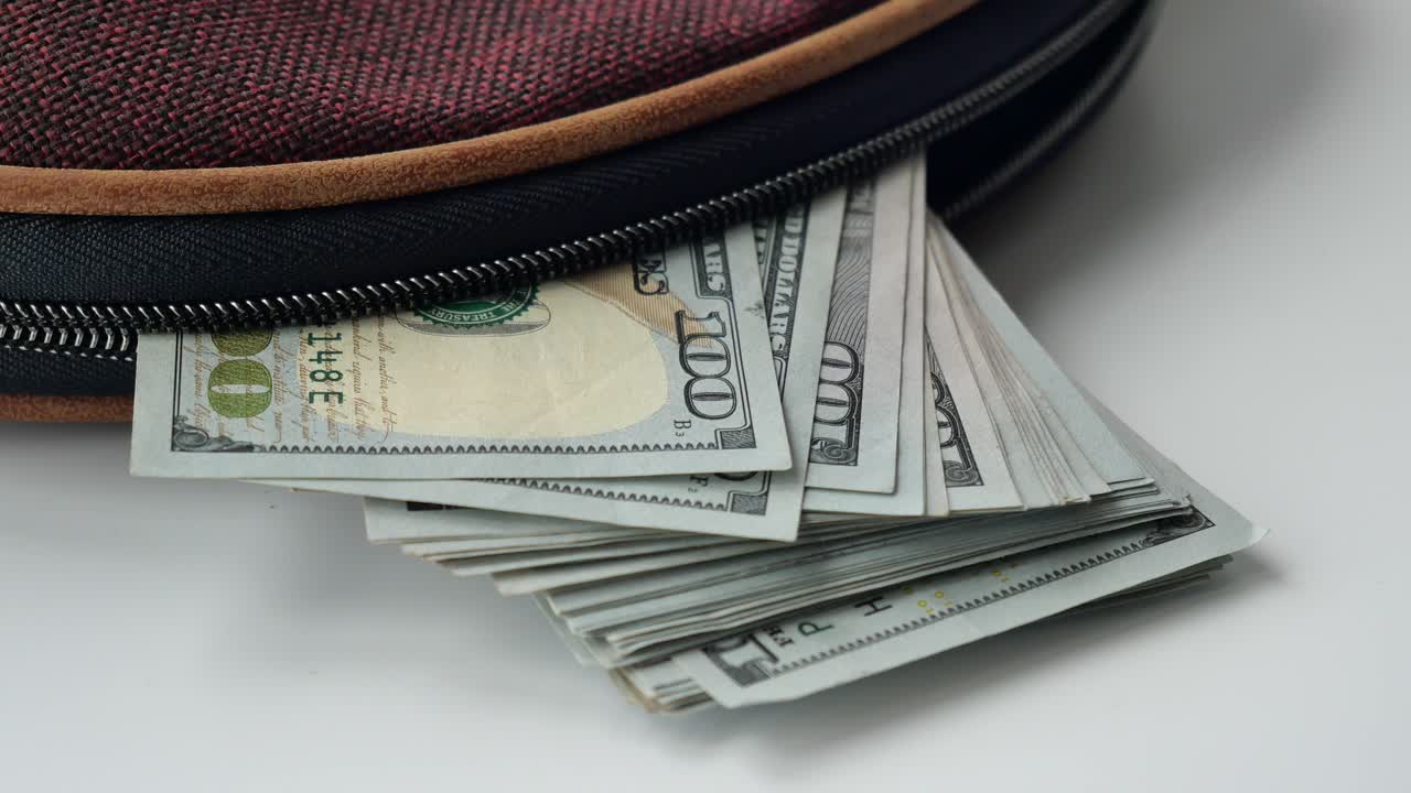 Money in a Purse