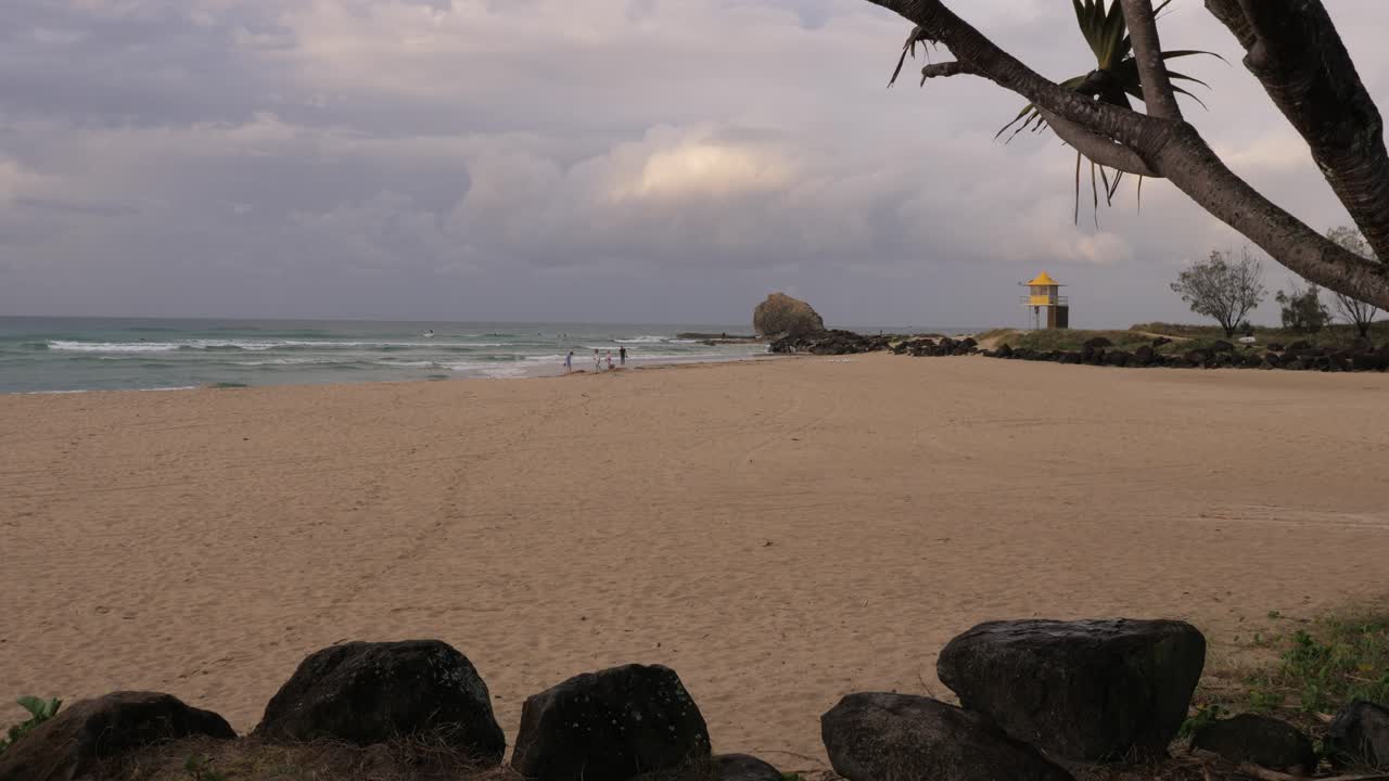 Scenic Beach With Tourists In Currumbin Alley, Gold Coast, Queensland, Australia - Wide Shot