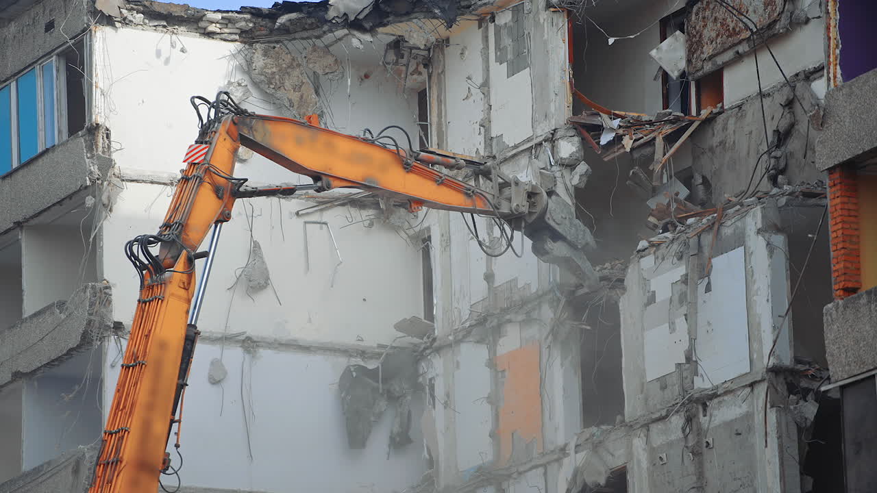 Catastrophe naturelle dangereuse. Séisme et destruction de bâtiments.
