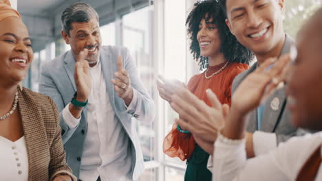 aplauso de celebración, equipo de diversidad