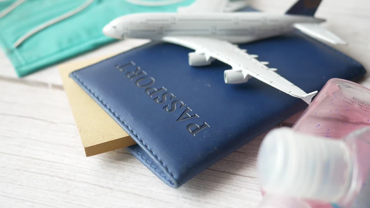 旅の必需品と安全注意事項