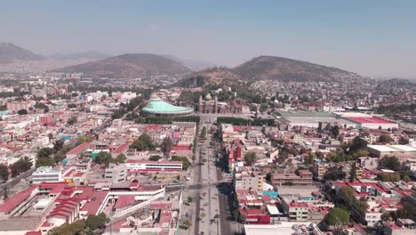 The-most-sacred-place-in-mexico-city,-basilica-de-Guadalupe