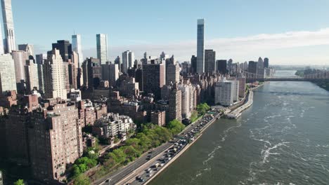 morning traffic on nyc's fdr drive