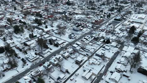 Antena-De-La-Ciudad-Blanca-De-Estados-Unidos-Cubierta-De-Nieve.