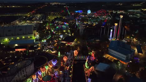 Christmas-lights-display-in-Hershey-Park-during-Candylane