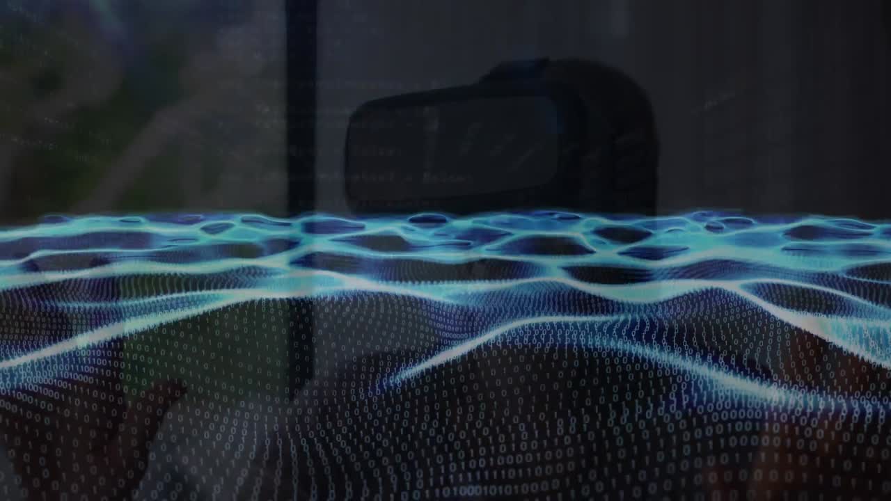 animación de ondas de codificación binaria sobre la persona que lleva el auricular vr