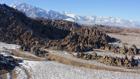 Ausläufer-Der-Sierra-Nevada-bergkette-In-Lone-Pine,-Kalifornien,-Usa