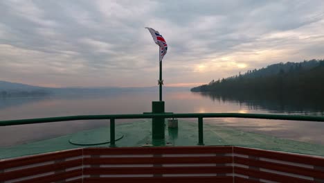 Footage-of-the-red-cruise-on-lake-Windermere,-Sailing-from-Bowness-to-Ambleside