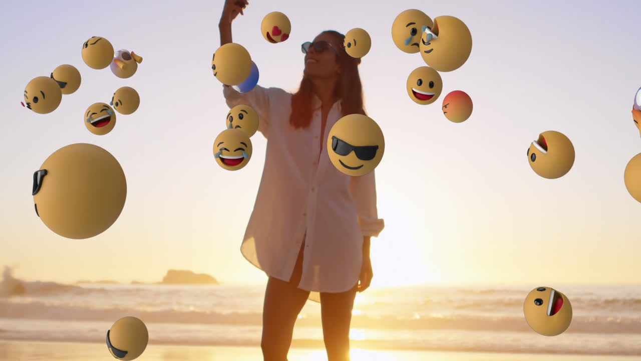 iconos de emoji con una mujer tomando una selfie en una playa en el fondo 4k