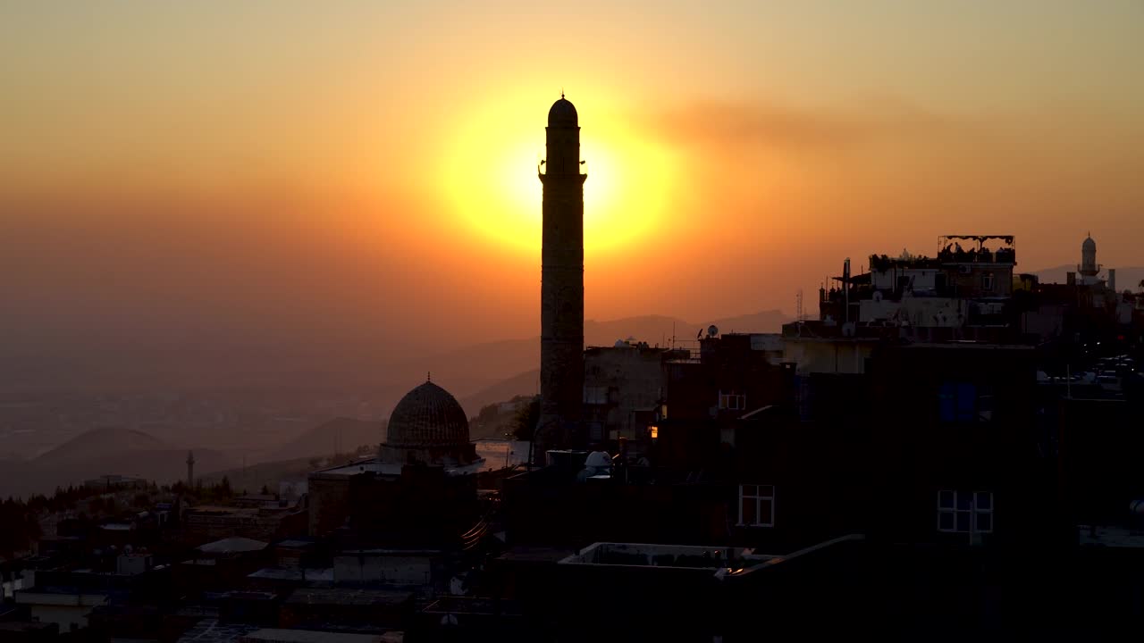 ulu cami, también conocida como la gran mezquita de mardin con un solo minarete, mardin, turquía