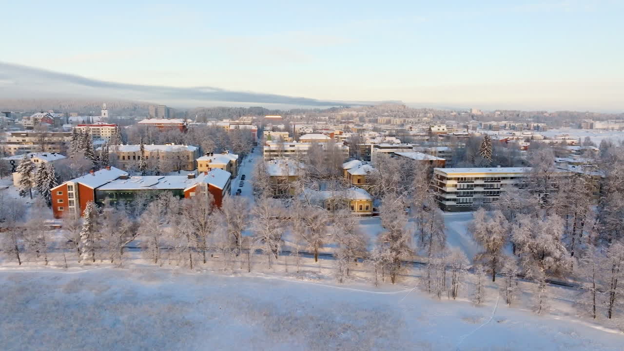 겨울 에 눈 인 도시 의 공중 풍경