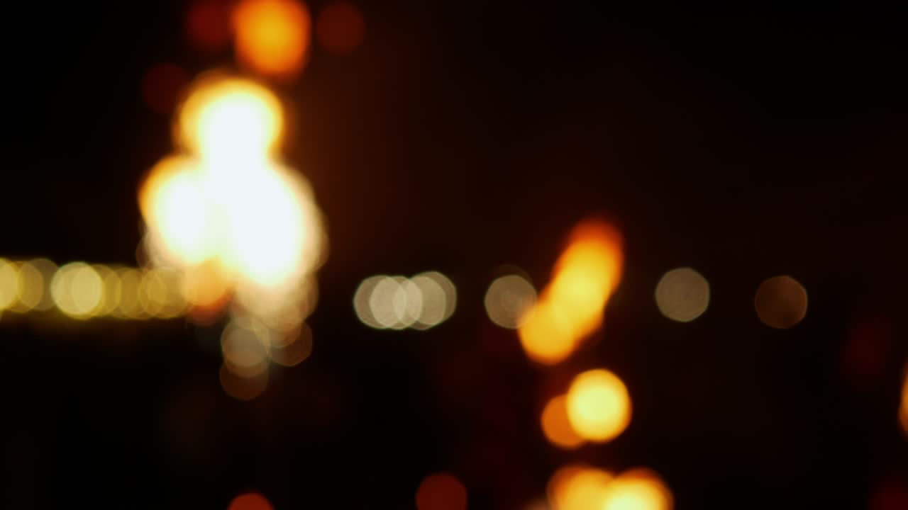 fondo efecto de fuego bokeh, espacio de copia de fondo de encaje festivo. parpadeo o chispas en un fondo borroso