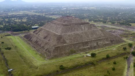 Antena:-Teotihuacan,-Mexico,-Piramides