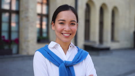 Portrait-Of-Cheerful-Woman-Smiling-And-Looking-At-Camera-With-Copy-Space-1