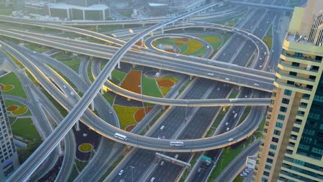 Stunning-View-Of-The-Iconic-Sheikh-Zayed-Road-In-Dubai,-UAE---aerial