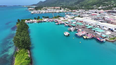 Isla-Mahe-En-Victoria-En-Las-Islas-Seychelles-Seychelles