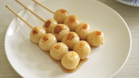 Mitarashi-Dango