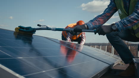solar panel cleaning and maintenance