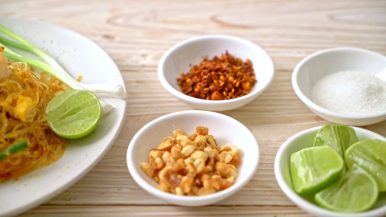 버미첼리 패드 타이 또는 타이 볶음 버미첼리와 새우 - 태국 음식 스타일