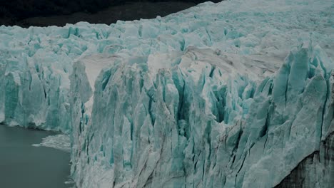 imponente glaciar de perito moreno glaciar en los glaciares de la patagonia, argentina