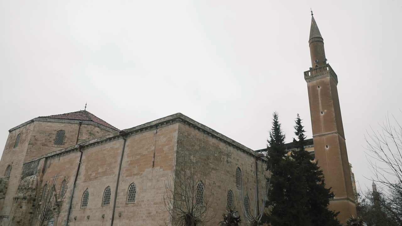SİLVAN ULU CAMİİ VE MİNARESİ, TARİHİ SELAHADDİN EYYUBİ CAMİİ, DİYARBAKIR, TÜRKİYE