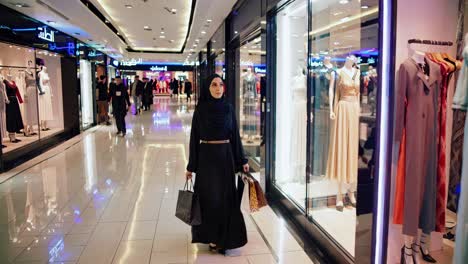 muslim woman shopping in a mall