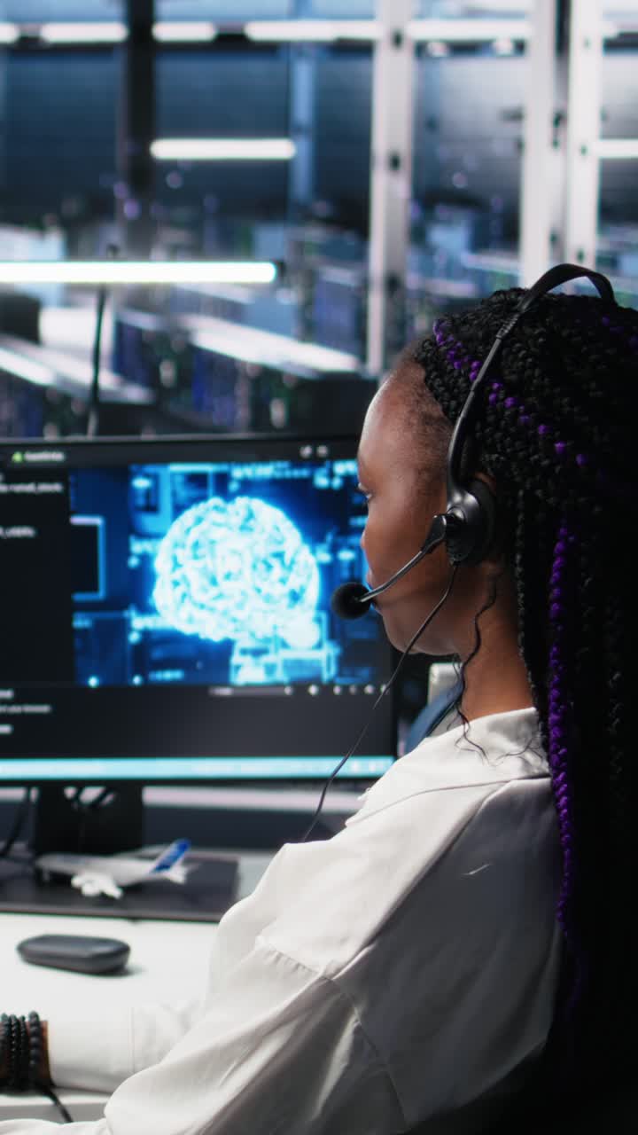 Vertical video Data center developer using AI assistant to provide user technical support
