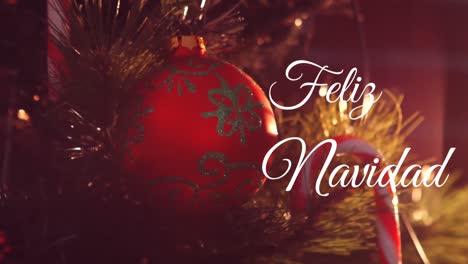 feliz navidad escrito sobre el árbol de navidad