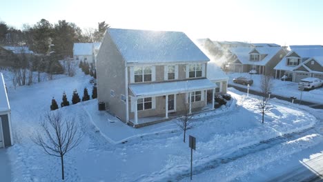 Snowstorm-with-snowflakes-during-windy-day-in-american-neighborhood