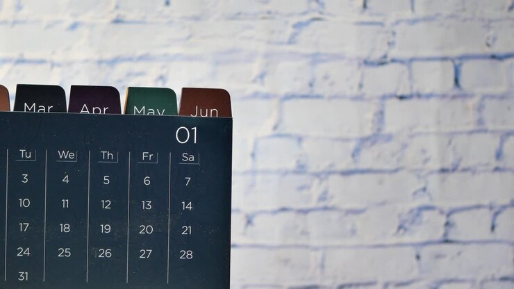 calendario da 2023 anni sulla scrivania dell'ufficio,