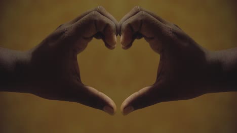 forma de corazón con las manos signo de amor
